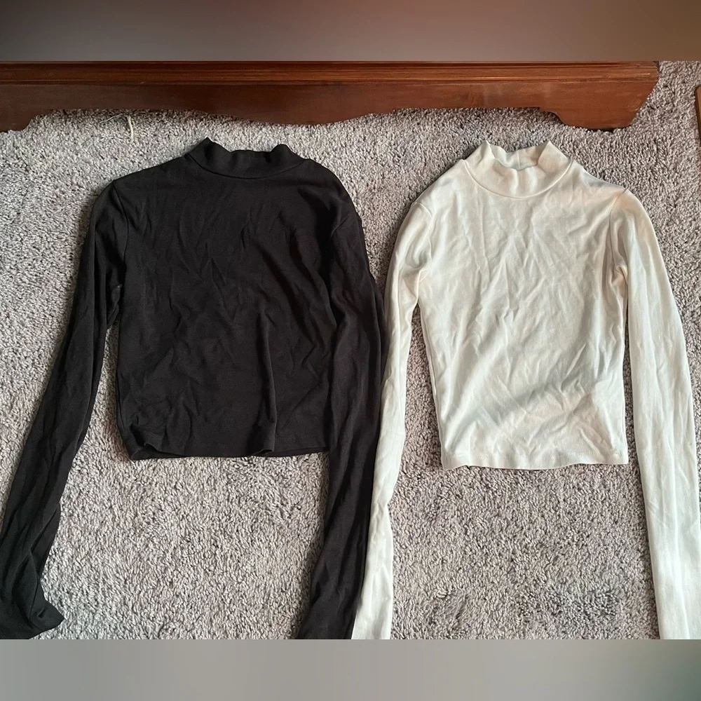 Bundle sweaters - Picture 1 of 6